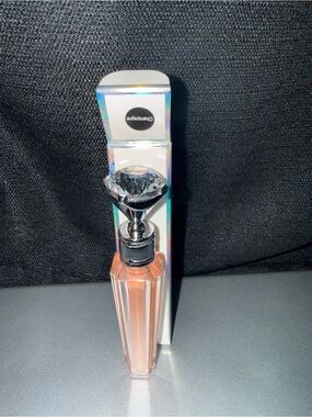 Champagne Lip Gloss in Shimmery Peach-Pink with Crystal Cap
